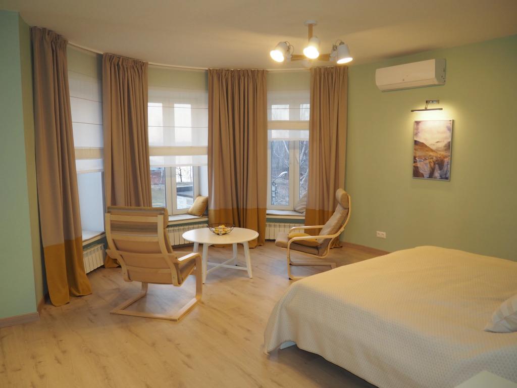 Апартаменты в центре с видом на Волгу - главное фото