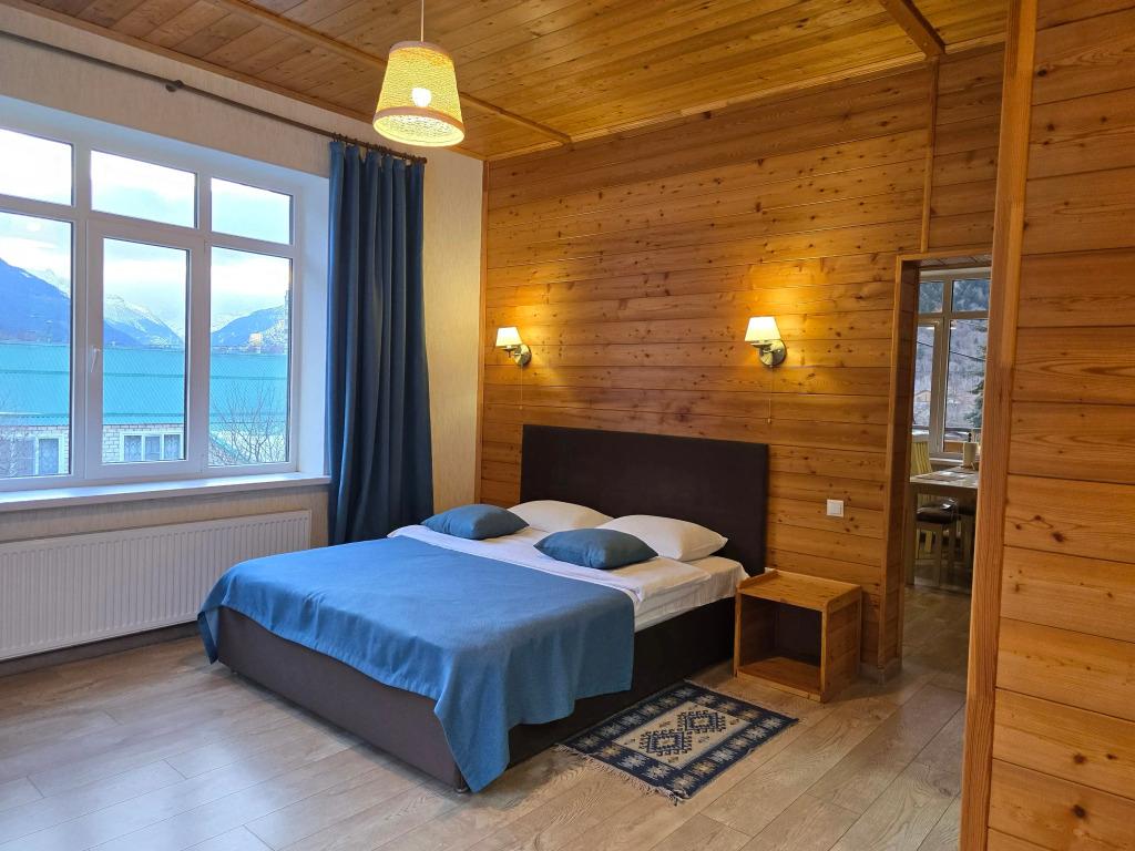 Квартира с видом на горы на улице Шевченко 13 - главное фото