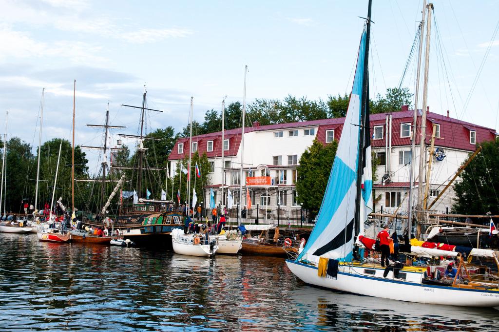 Отель Домик у причала - главное фото