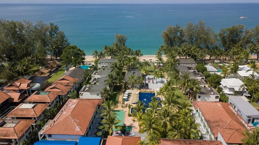 The Briza Beach Resort Khaolak - главное фото