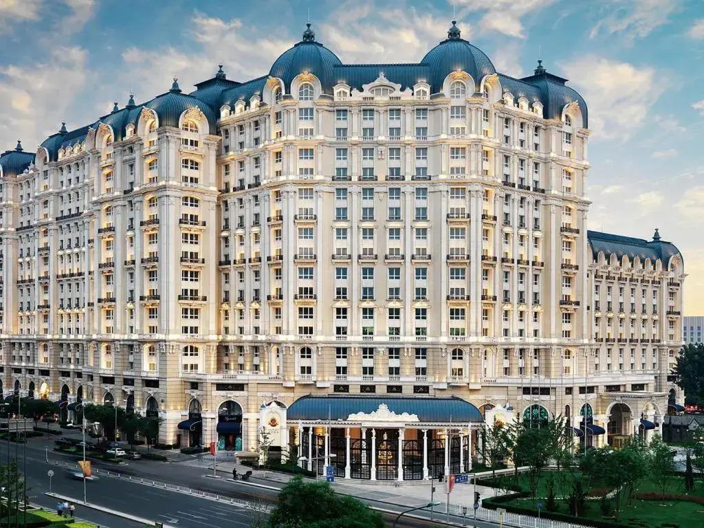 Отель Legendale Hotel Beijing - главное фото