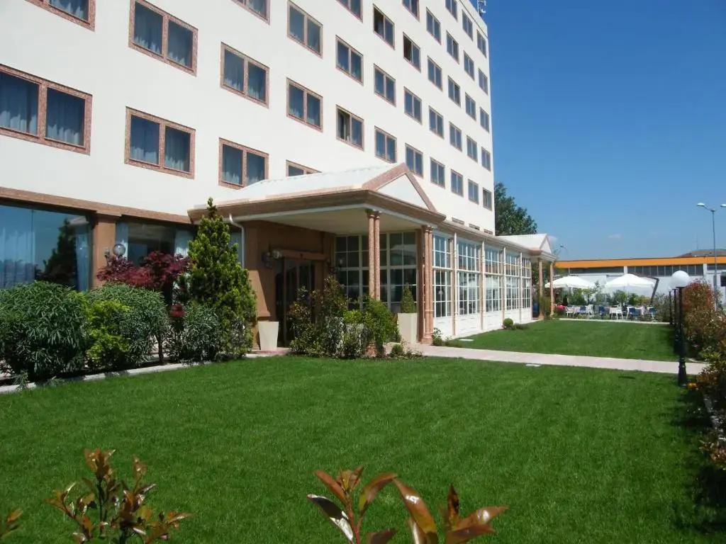 Hotel Catullo - главное фото