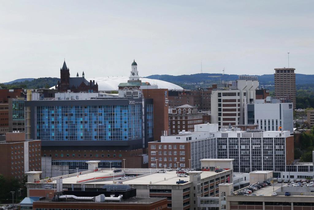 Crowne Plaza Syracuse - главное фото