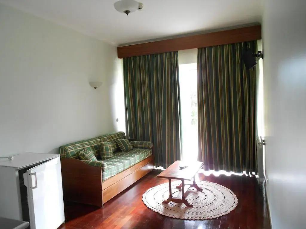 Vale de Azereiros Apartamentos - главное фото