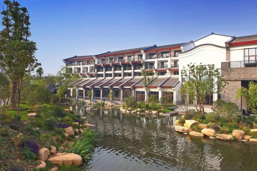 Sheraton Grand Hangzhou Wetland Park Resort - главное фото
