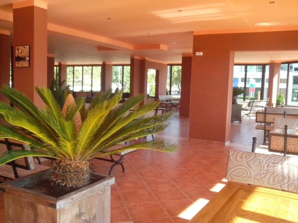 La Piazza Primorsko Rooms & Apartments - главное фото