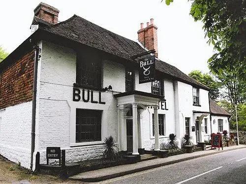 The Bull Hotel Maidstone/Sevenoaks - главное фото