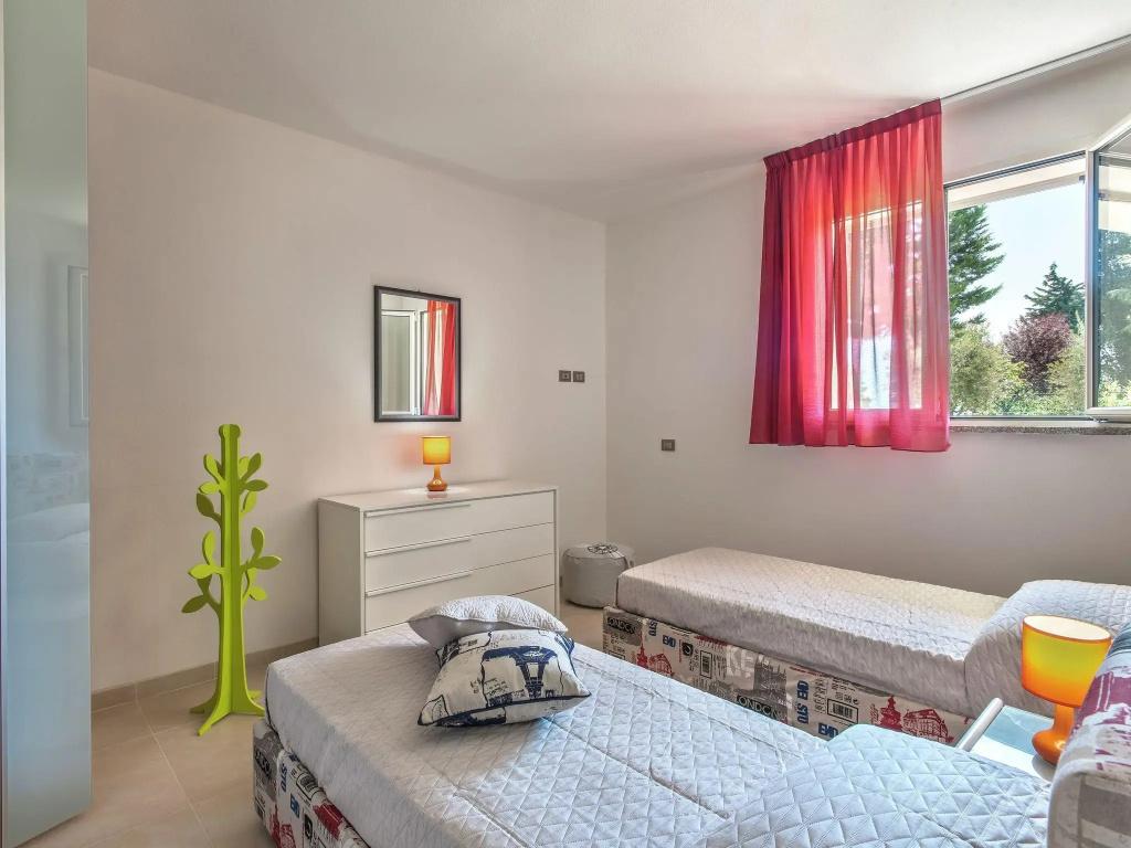 Plush Villa Apartment in Tavullia with Hot Tub - главное фото