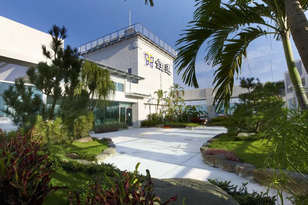 Yuh Tong Hotel - главное фото