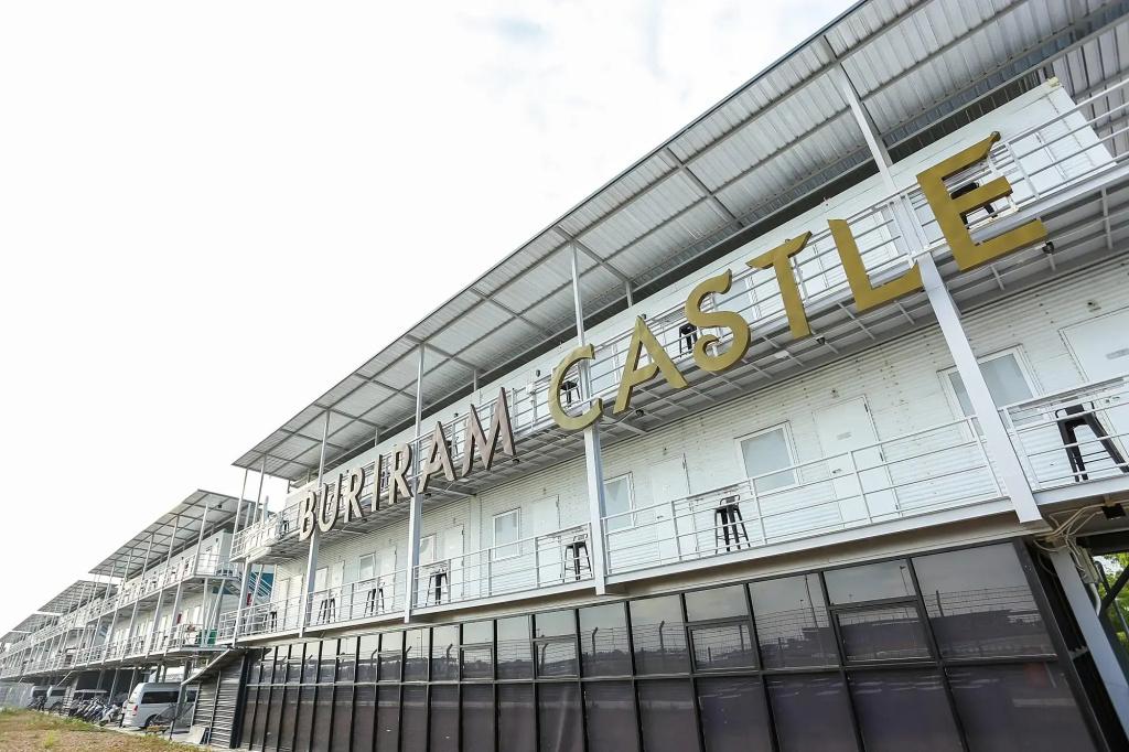 Bric Box Hotel Buriram - главное фото