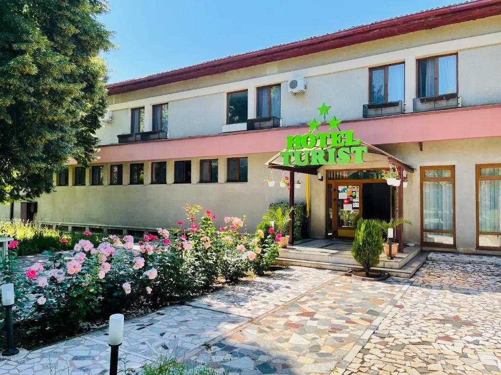 Hotel Turist - главное фото