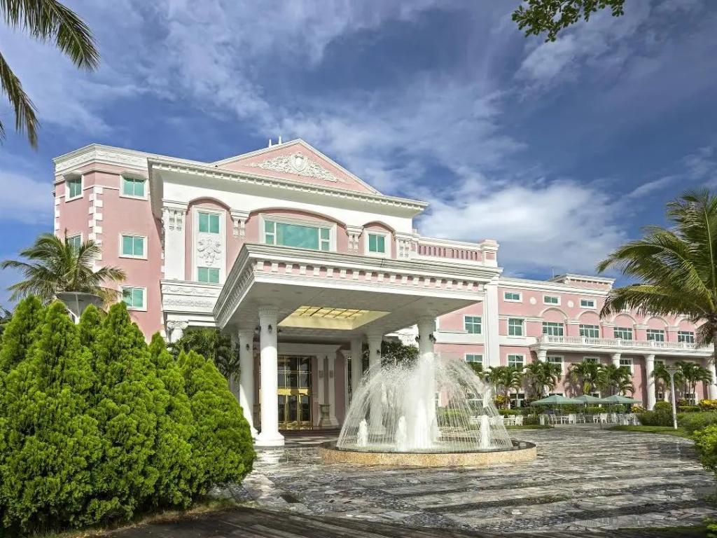 Le Beau Max Resort - главное фото