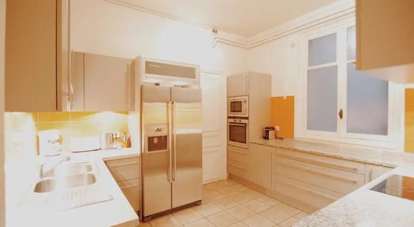 Appartement de Standing Champs Elysees - главное фото