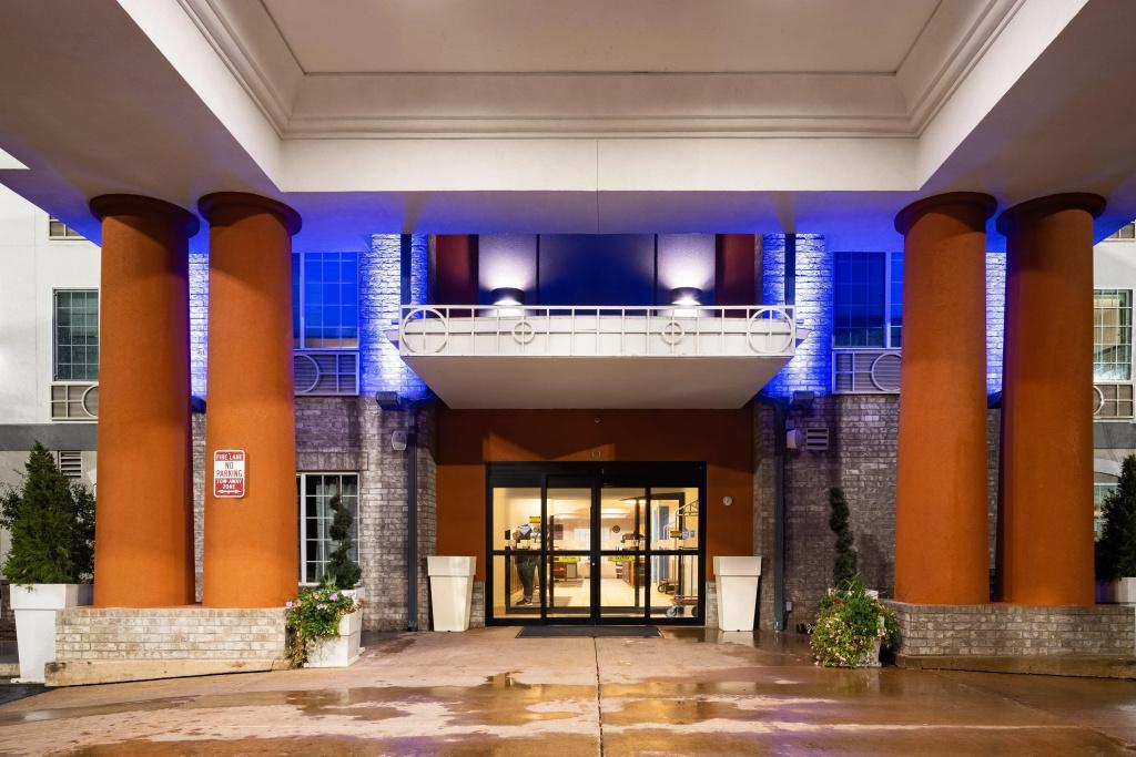 Holiday Inn Express Evanston by IHG - главное фото
