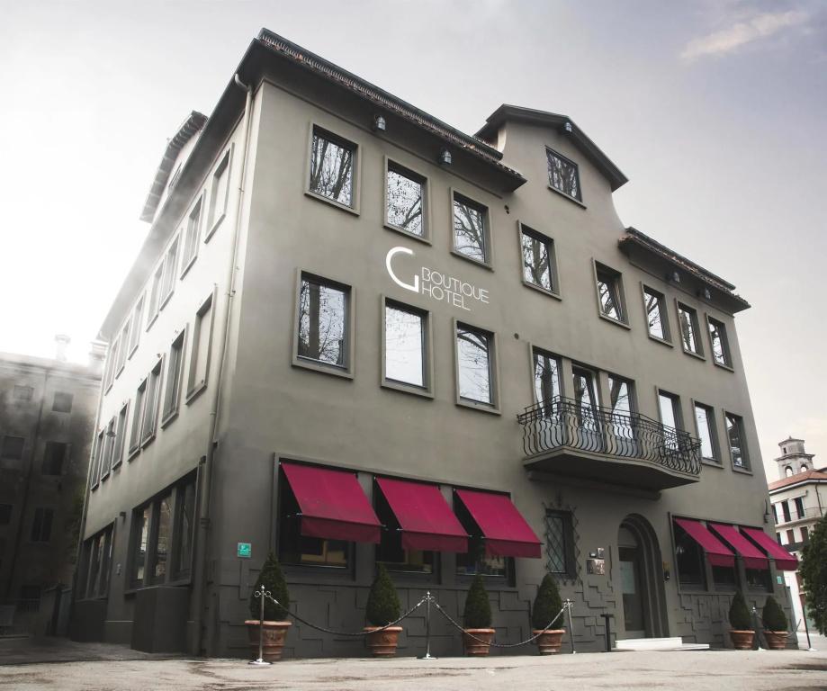 The Glam Boutique Hotel & Apt - главное фото