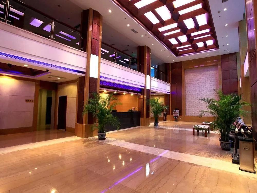 Emeishan Huasheng Spa Hotel - главное фото