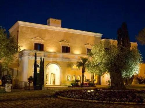 Relais Reggia Domizia - главное фото