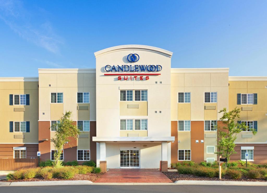 Candlewood Suites Hot Springs by IHG - главное фото