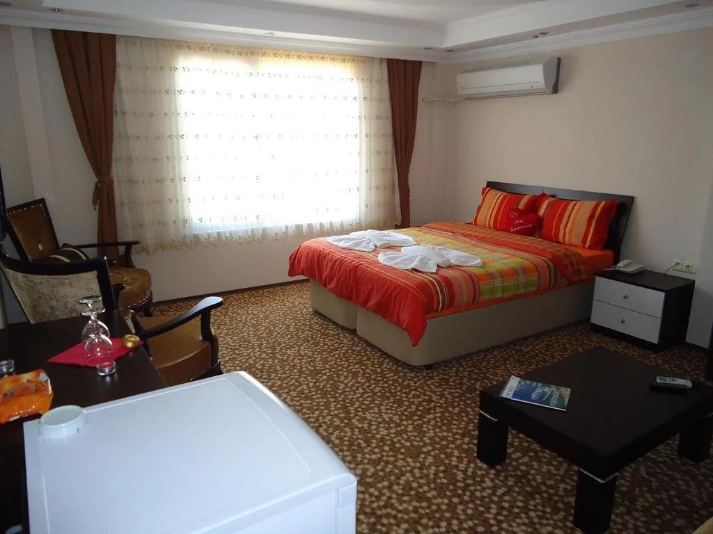 La Fontaine Guzelyali Hotel - главное фото