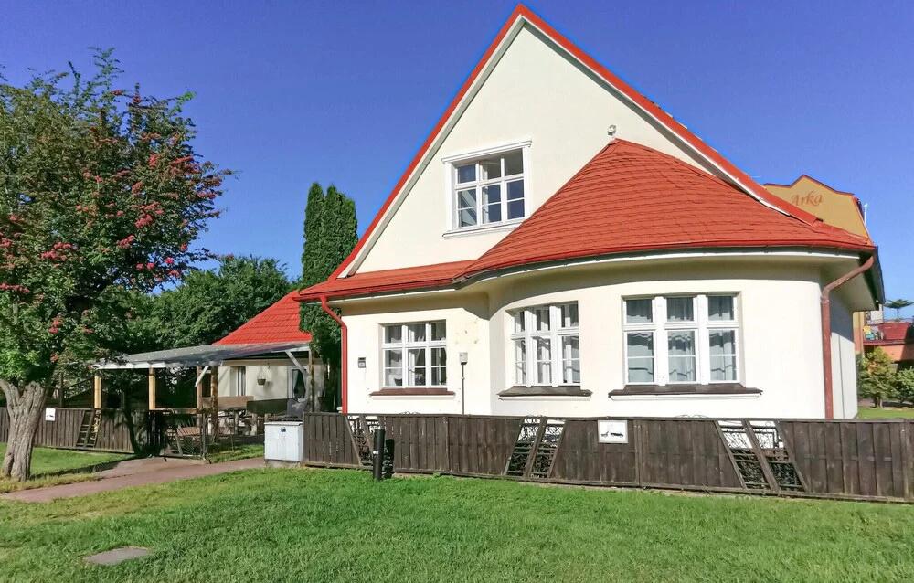 Stunning Home in Darlówko With 5 Bedrooms - главное фото