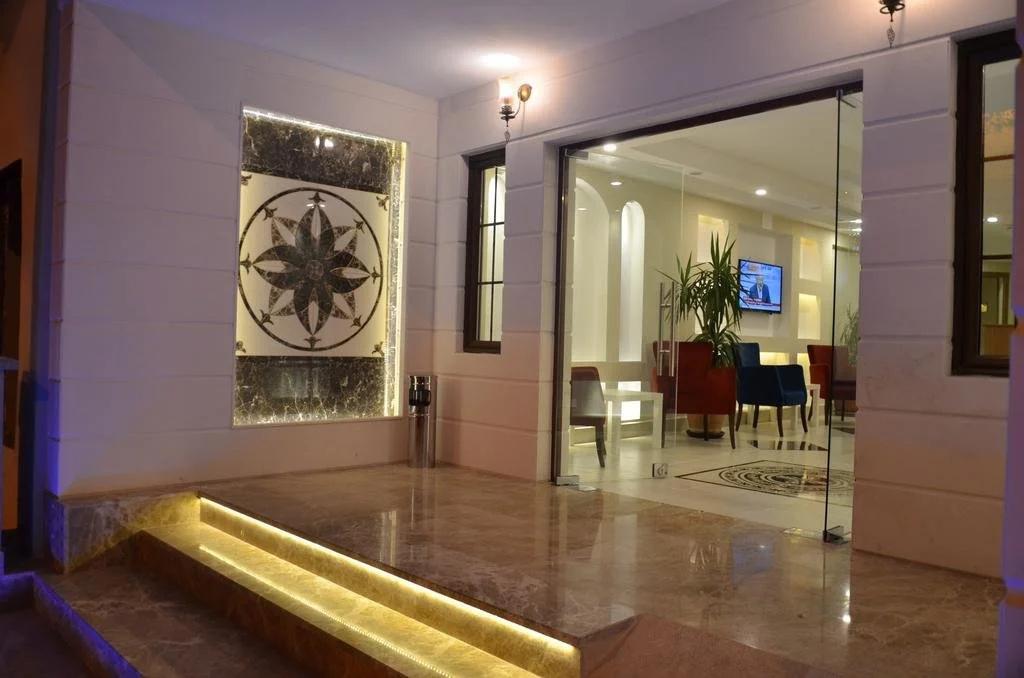 Apameia Hotel - главное фото