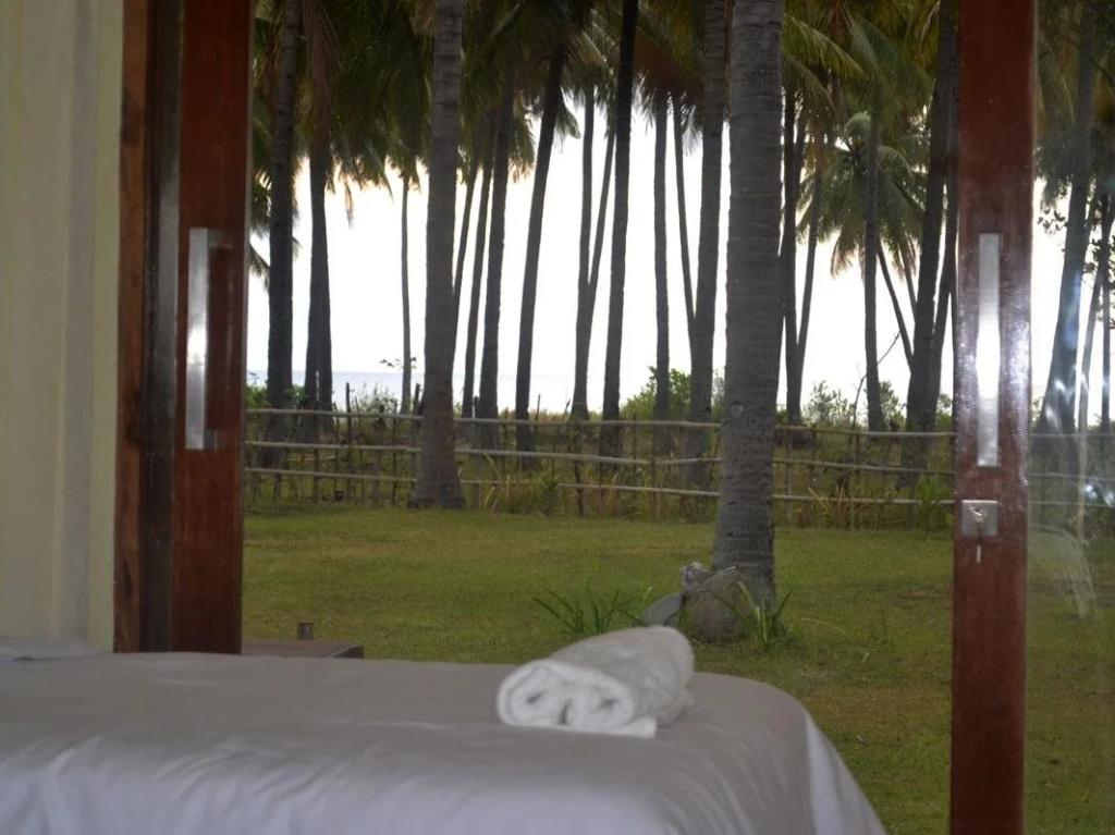 Gondang Beach Hotel - главное фото