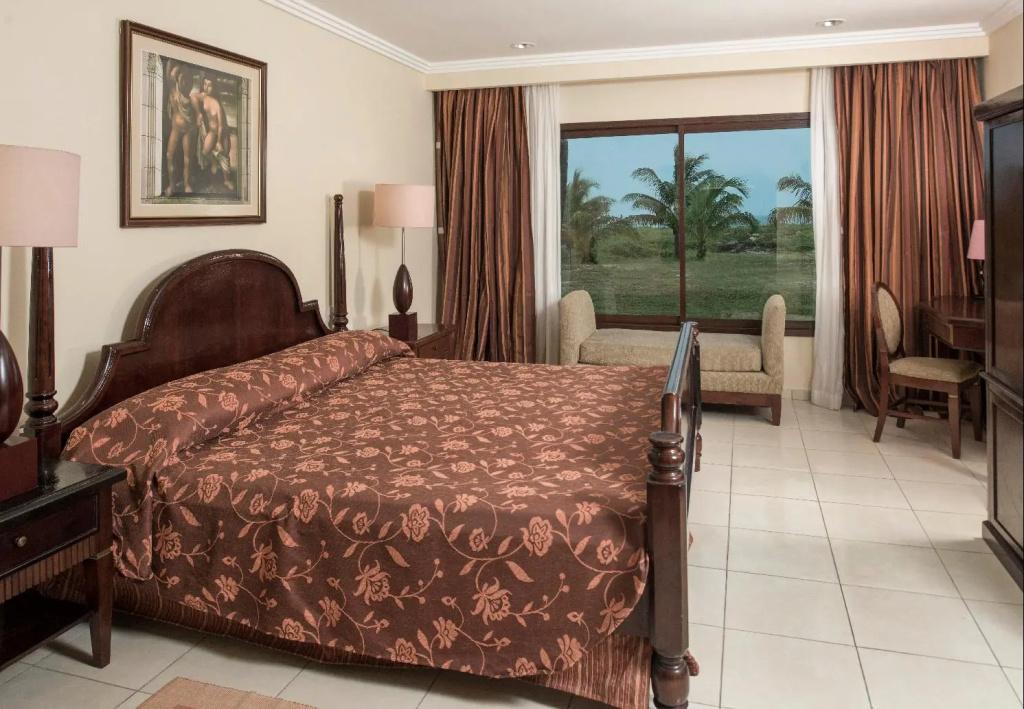 Iberostar Laguna Azul - главное фото