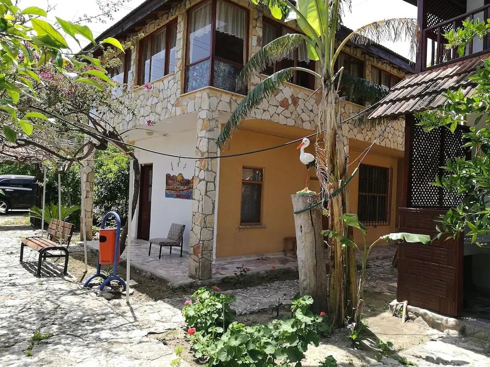 Portakalya Motel & Pansiyon - главное фото