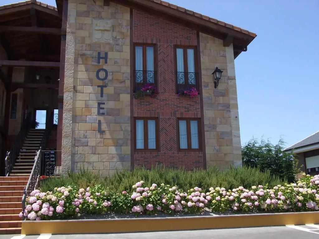 Hotel y Apartamentos Sur de la Bahía - главное фото