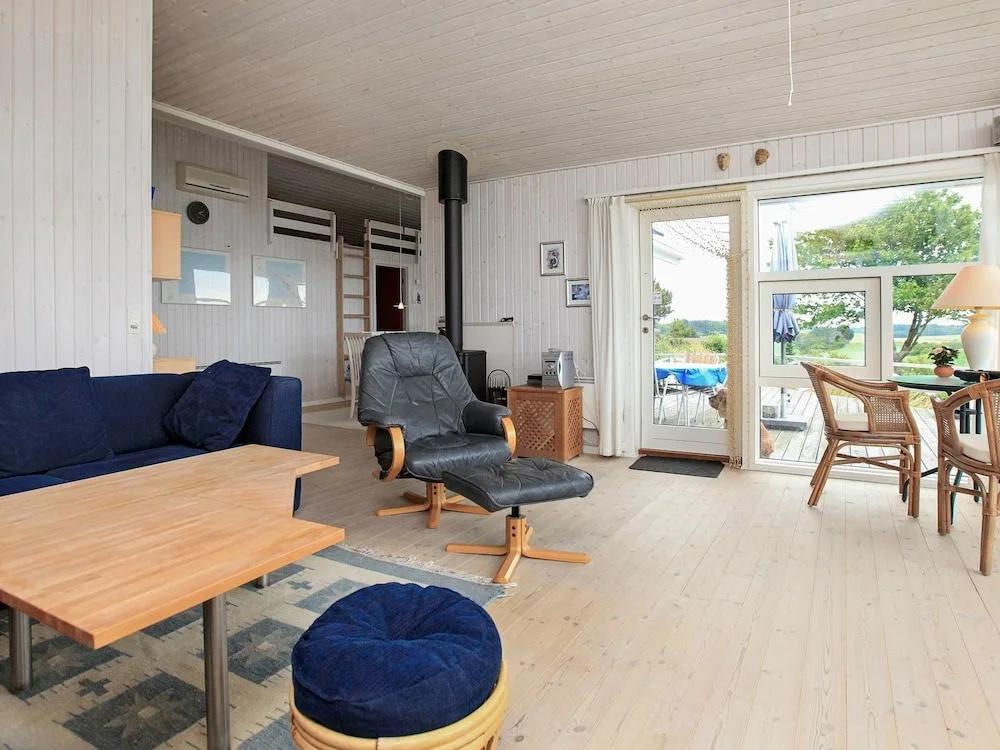 Alluring Holiday Home in Kalundborg near Sea - главное фото