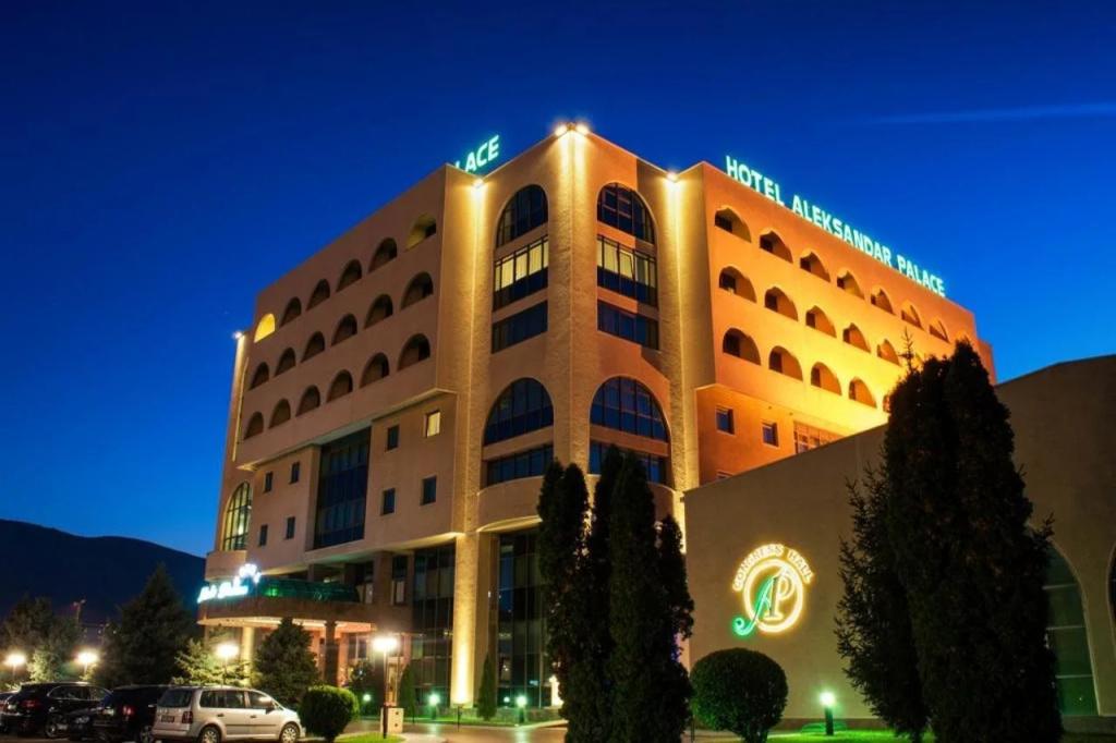 Aleksandar Palace Hotel & Spa - главное фото