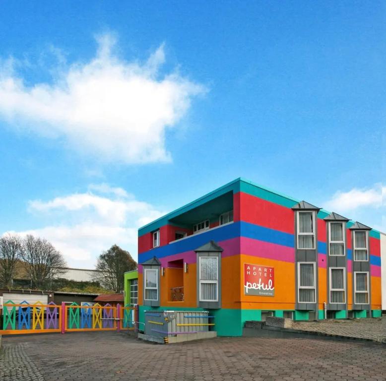 Petul Apart Hotel Ernestine - главное фото