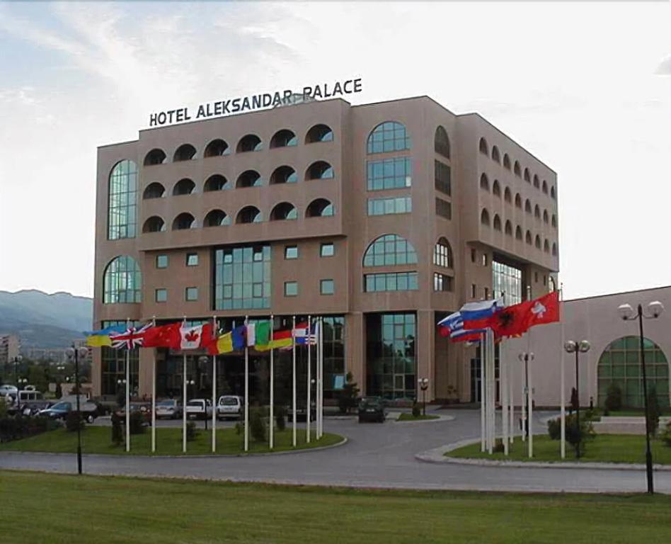 Отель Aleksandar Palace - главное фото