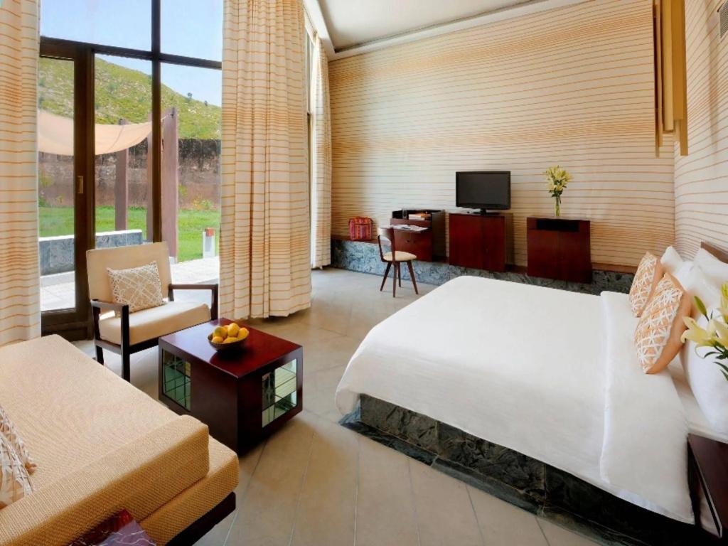 Lebua Lodge at Amer, Jaipur - главное фото