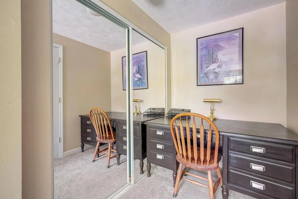 Ideally Located Westminster Home - Sleeps 13 - главное фото
