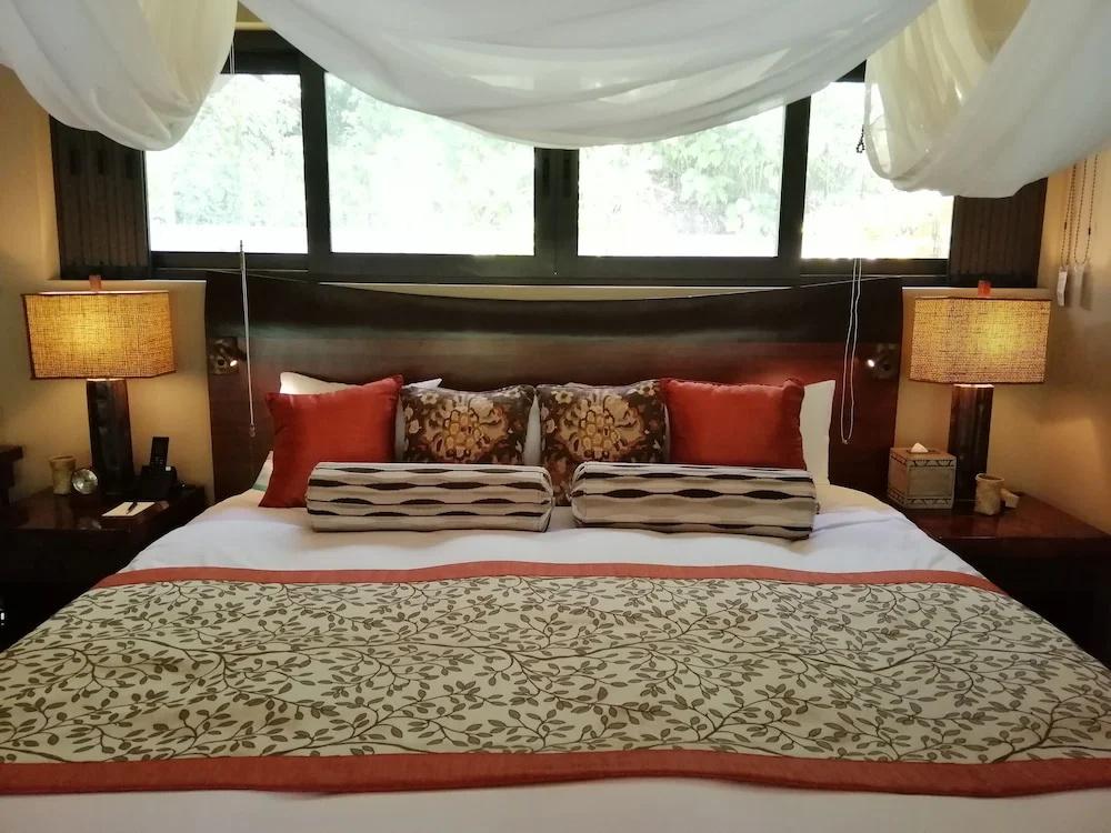 The Pristine Villas and Bungalows at Palau Pacific Resort - главное фото