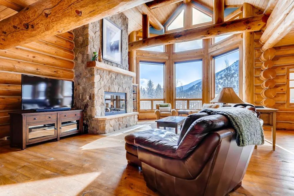 The Reserve House 6 Bedrooms 4.5 Bathrooms Home - главное фото