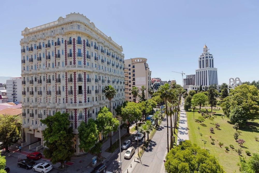 Tapis Rouge VIP Boutique Hotel 5* Batumi - главное фото