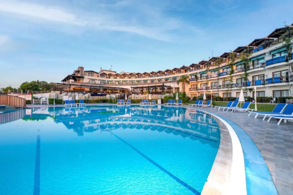 Barut Hotels Labada - главное фото